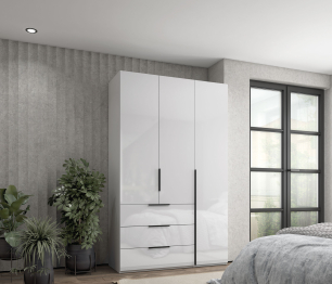 Шкаф 3-х дверный с полками и ящиками, 135 см Люкс