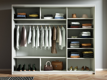 Шкаф-купе Прайм 3-х дверный Стекла пудра/Доводчики 180х57х230