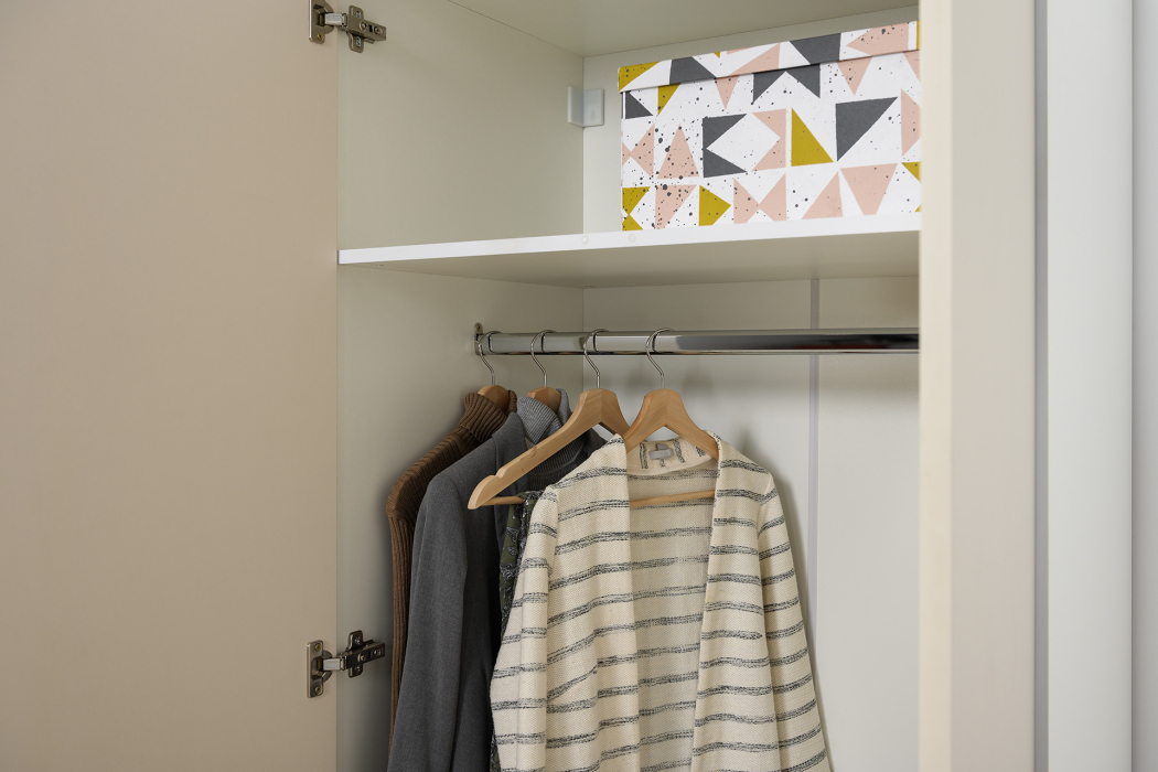 Для одежды, Шкаф Марвэл 16.317.02, белый, сатин, плэйн