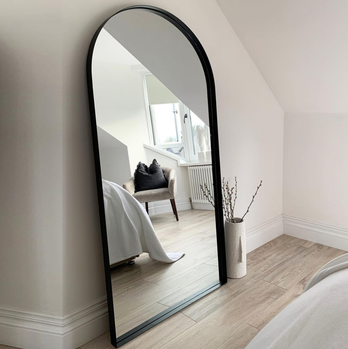 Зеркала в спальню, Дизайнерское настенное/напольное зеркало GENGLASS Arkis в металлической раме